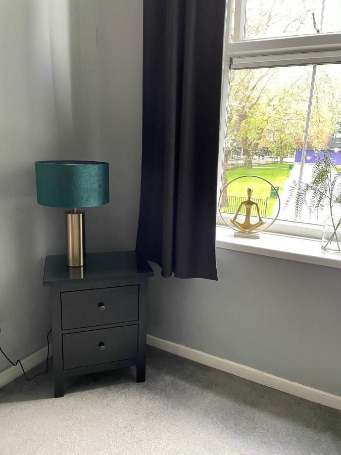 2 Bed Apartment Close To City Centre Cardiff Buitenkant foto