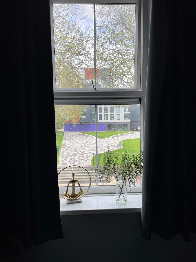 2 Bed Apartment Close To City Centre Cardiff Buitenkant foto